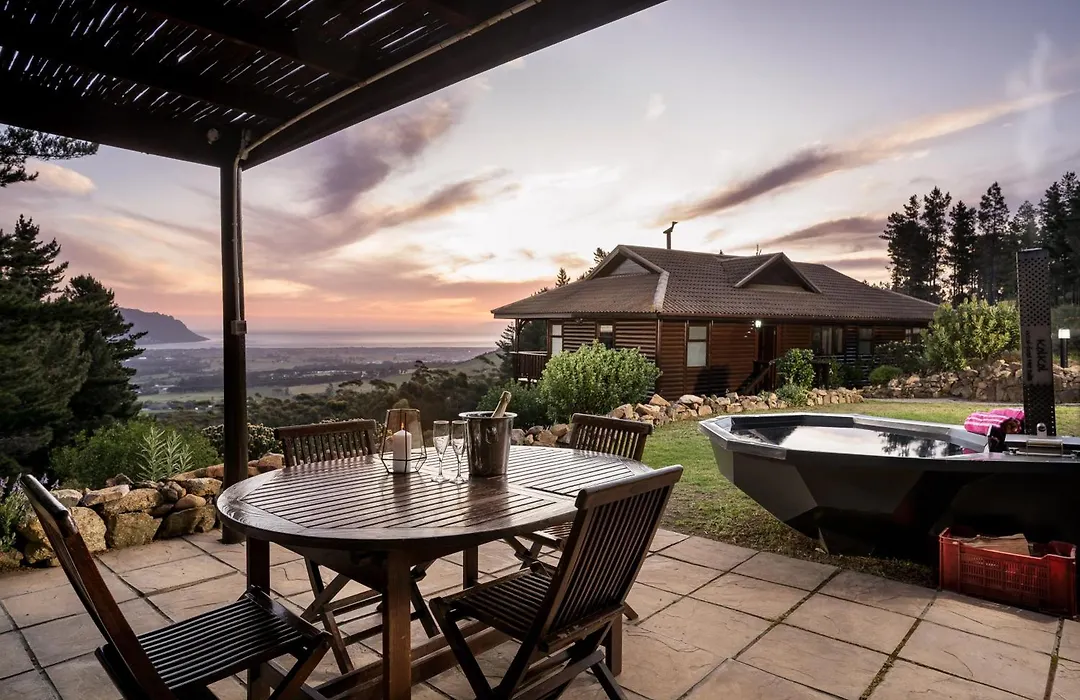 Lalapanzi Lodge-1